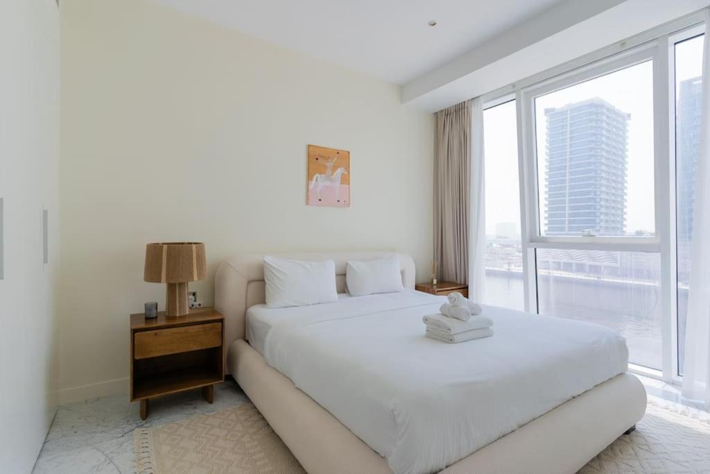 Stylish And L The Pad L Next To Canal Apartment Dubai